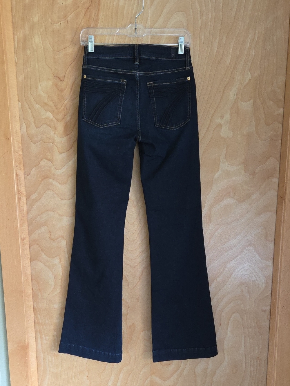 7 For All Mankind Dojo Jeans 26x32.5